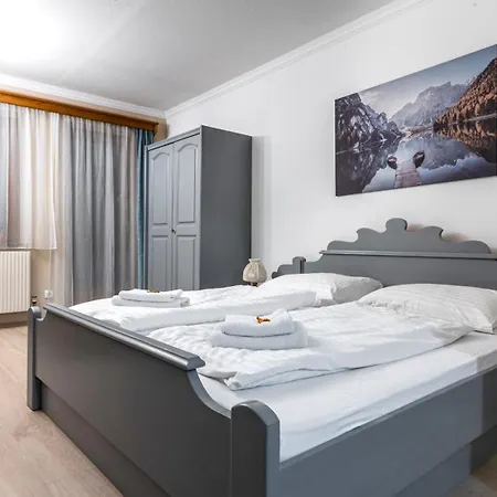 Mountain View Hotel 3*