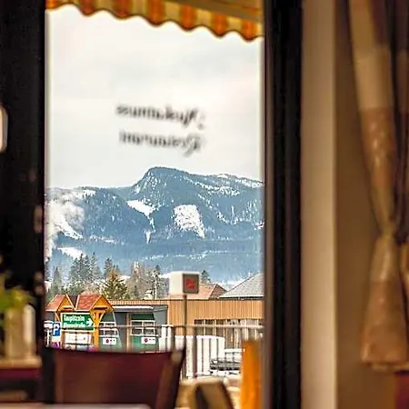 Mountain View Hotel 3*